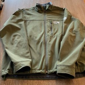 Mountain Hardware men’s coat